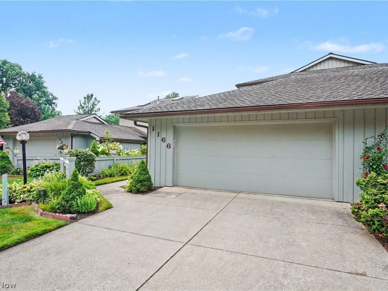 1166 Inverness Lane , Unit 100, Stow, OH 44224 Photo 3