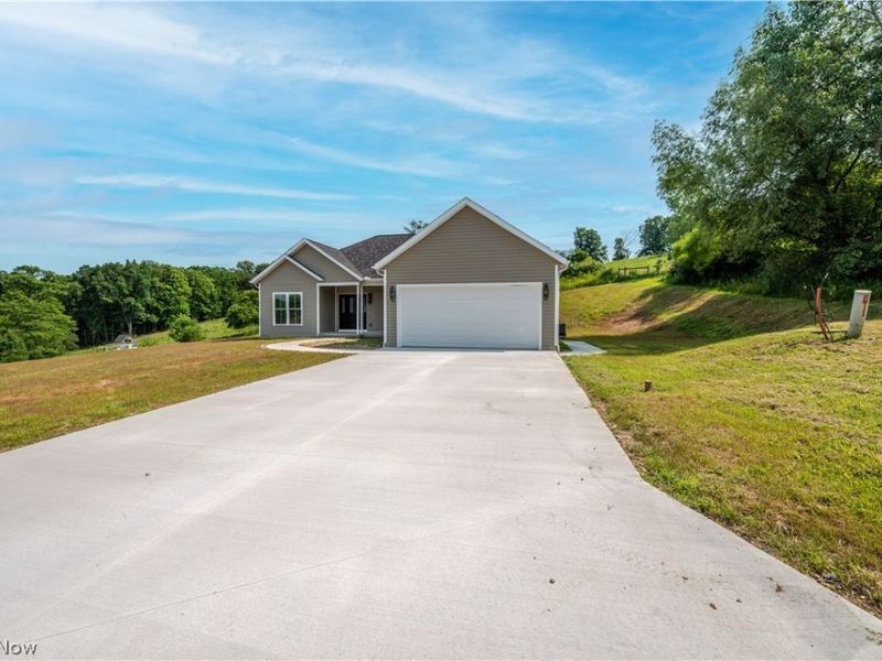 135 Hillside Drive, East Palestine, OH 44413 Photo 14