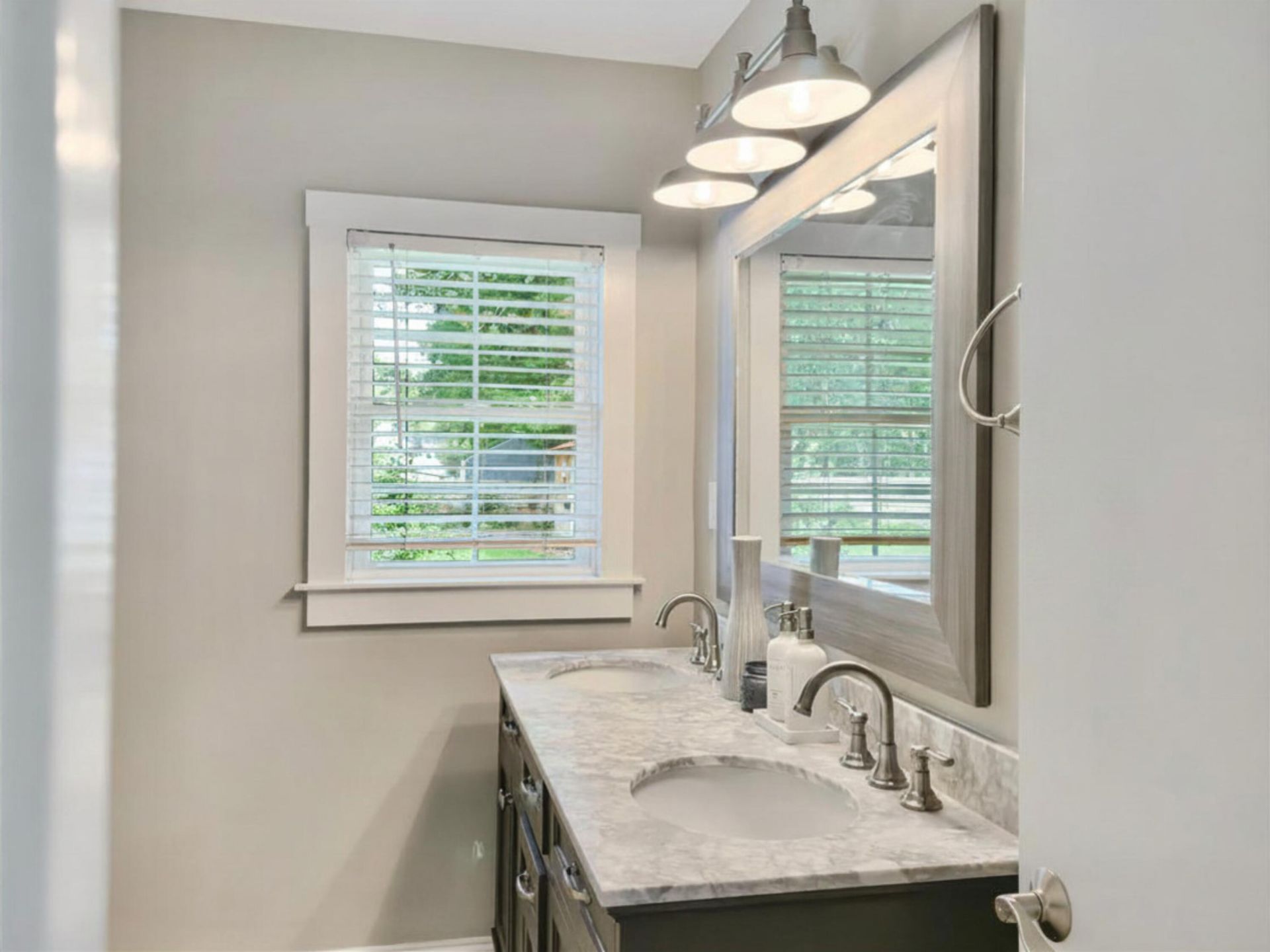 769 Catawba Road Photo 21