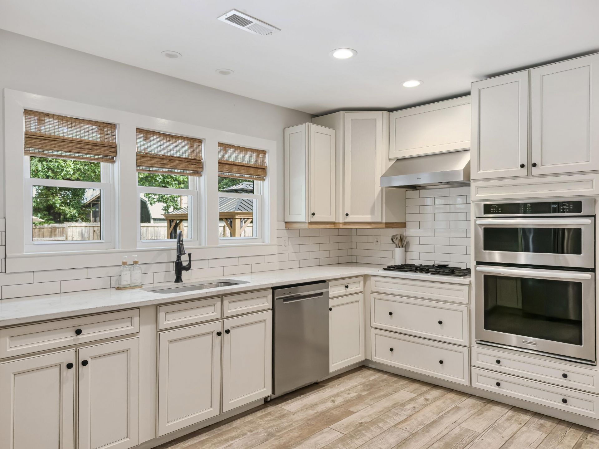 769 Catawba Road Photo 7