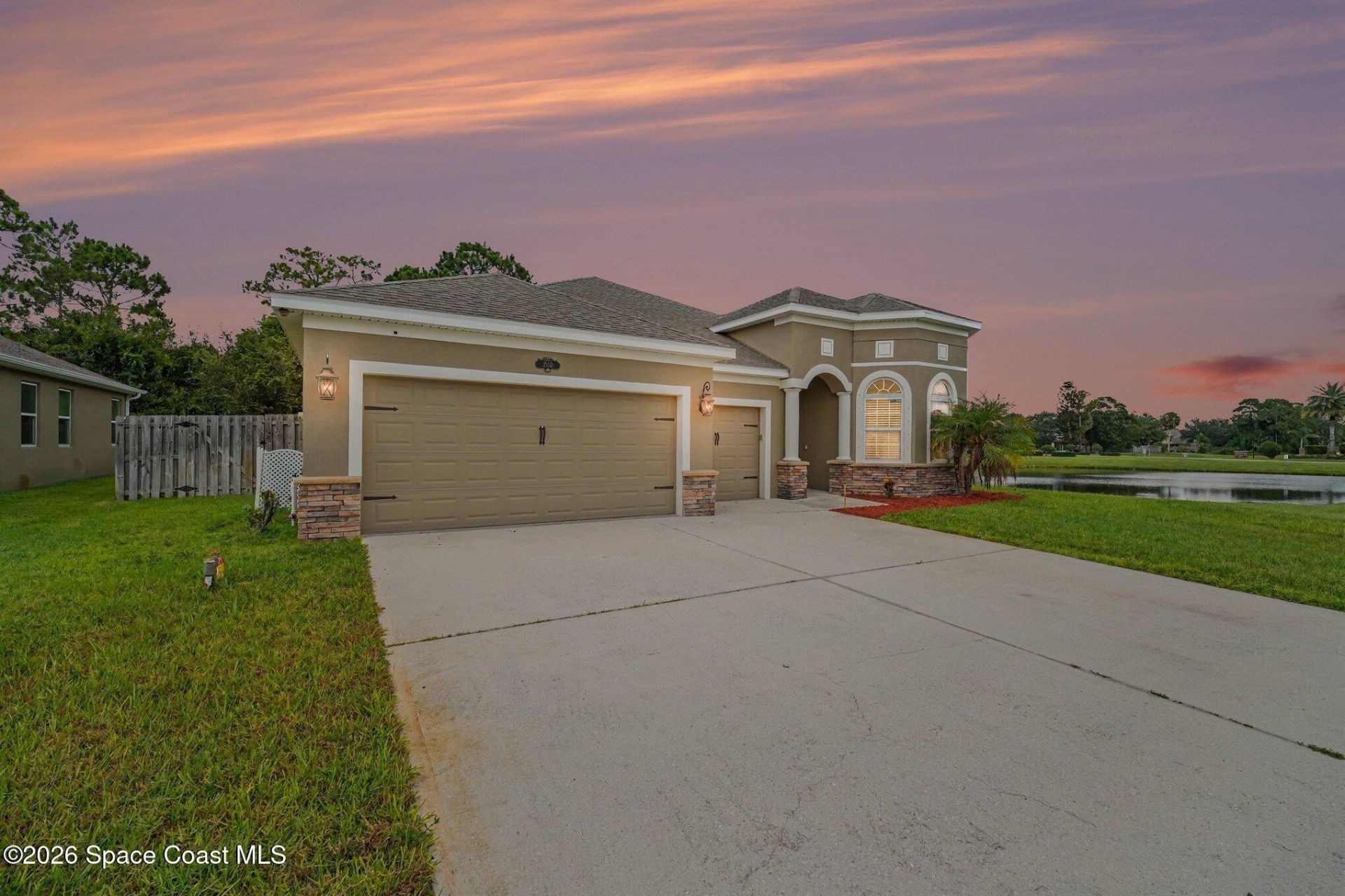 2152 Lune Court , West Melbourne, FL 32904 Photo