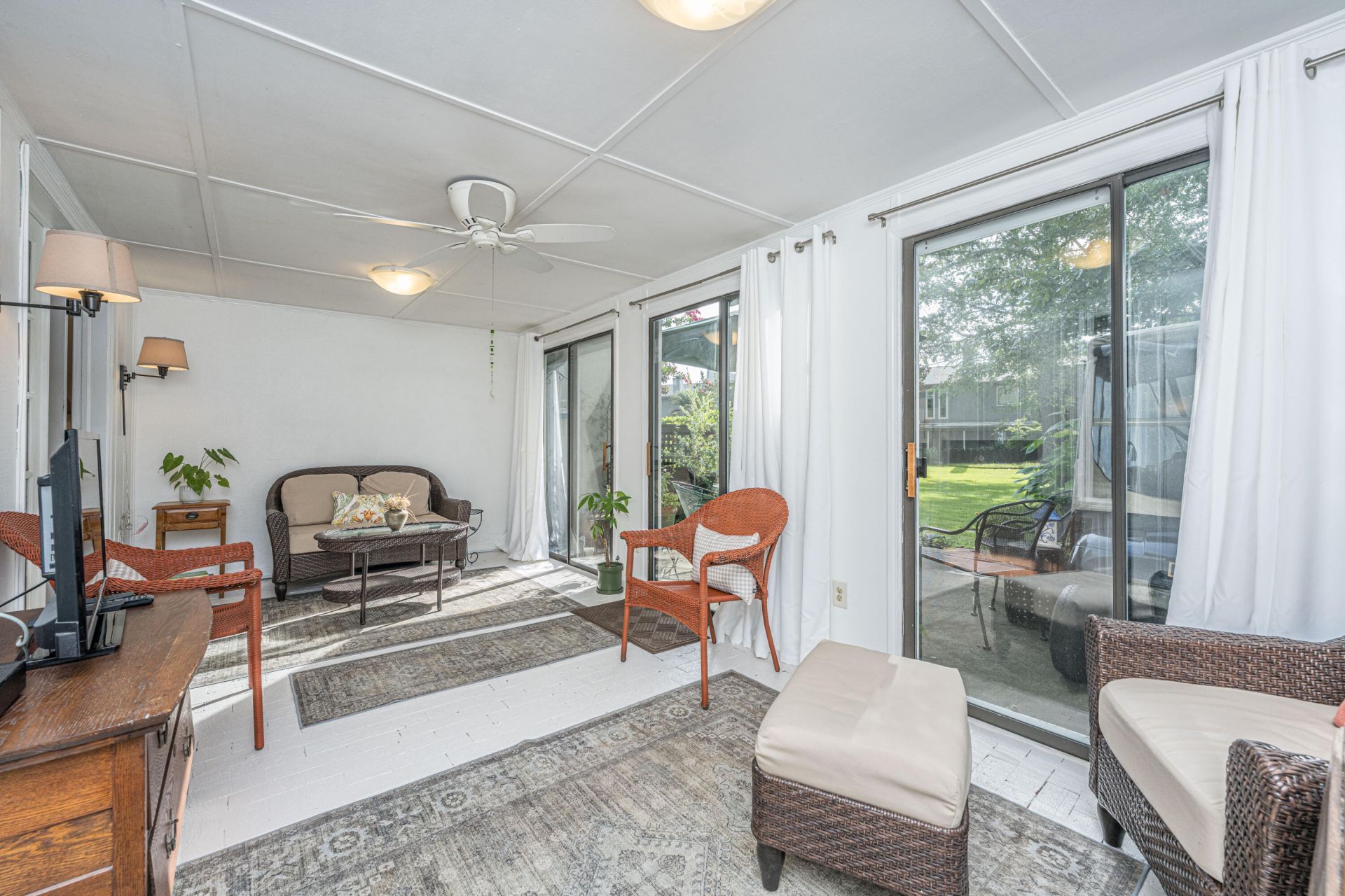 1307 Ventura Place Photo 17