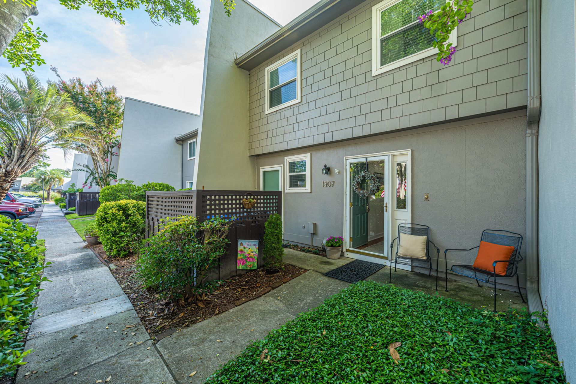 1307 Ventura Place Photo 5