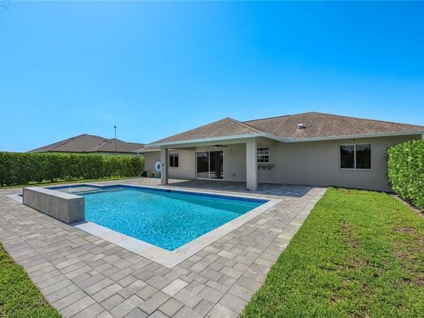 3857 39th AVE NE, NAPLES, FL 34120