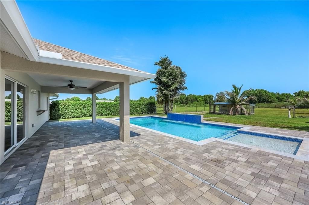 3857 39th Ave Ne, Naples, FL 34120 Photo