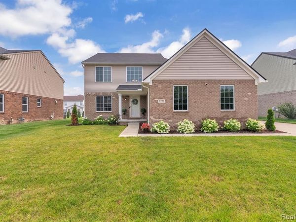 7275 Castell Boulevard, Van Buren Twp, MI 48111