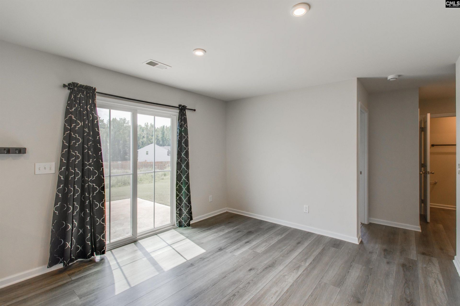 3033 Blue Brook Lane  Photo 11