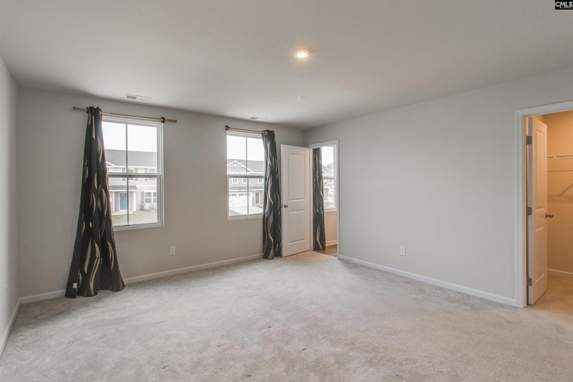 3033 Blue Brook Lane  Photo 16