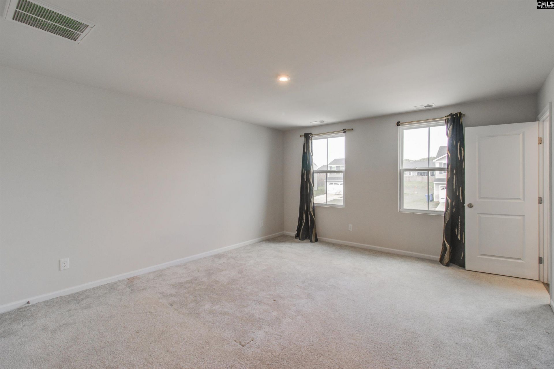 3033 Blue Brook Lane  Photo 17