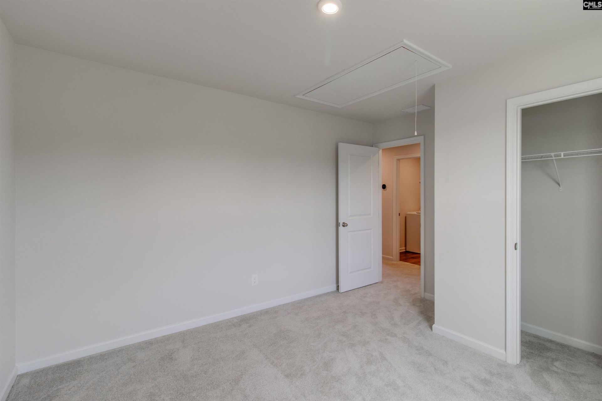 3033 Blue Brook Lane  Photo 30