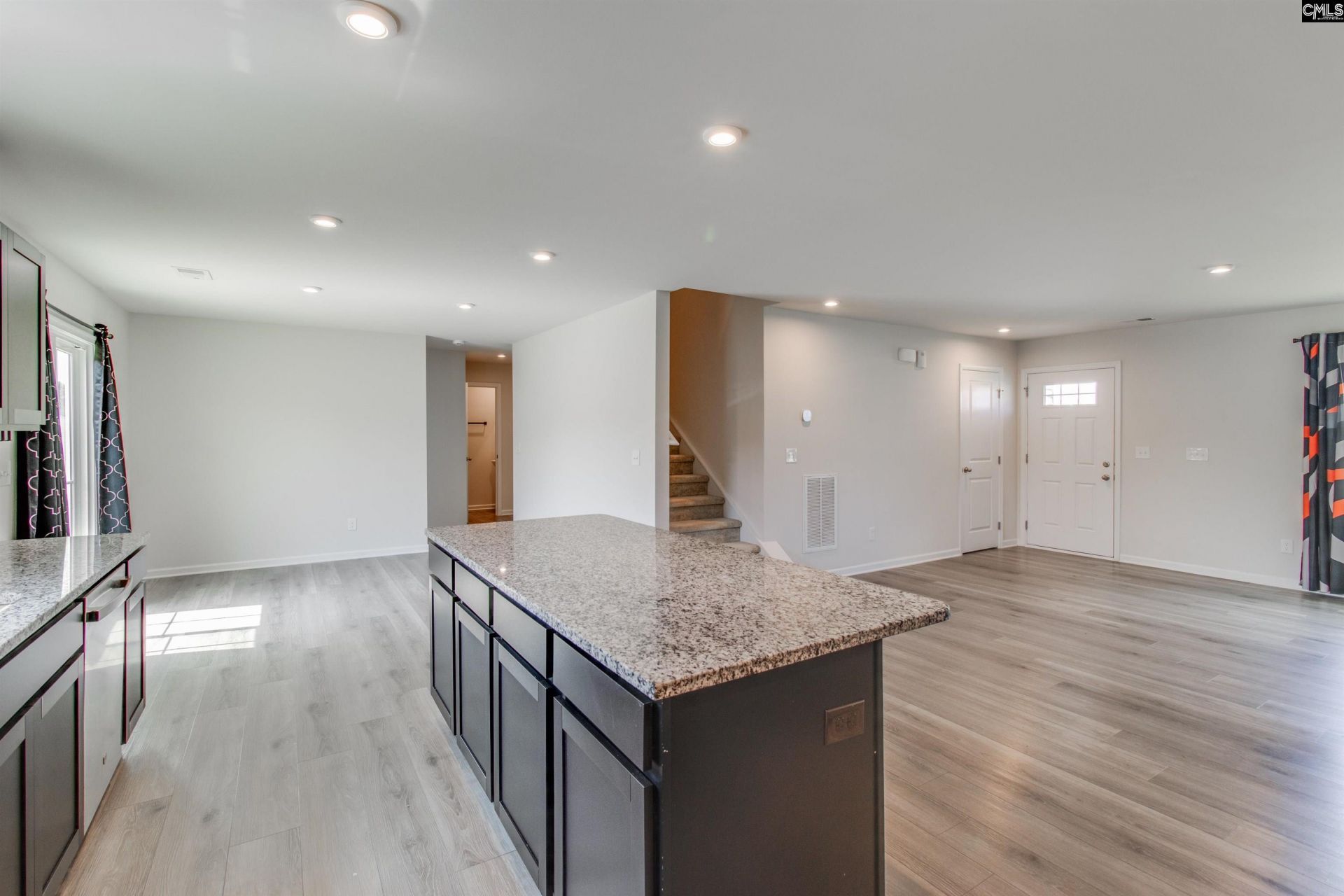 3033 Blue Brook Lane  Photo 9