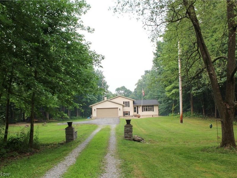 9555 S Salem Warren Road, Salem, OH 44460 Photo 2