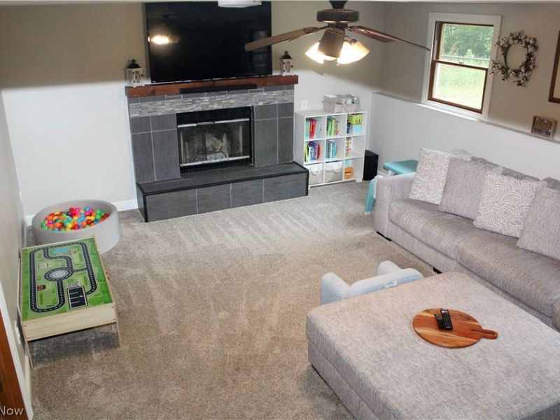 9555 S Salem Warren Road, Salem, OH 44460 Photo 8