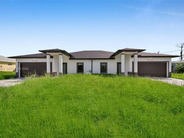 4746 27th St Sw , Unit 4746, Lehigh Acres, FL 33973