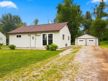 4604 W Cedar Crest Circle, Fort Wayne, IN 46809