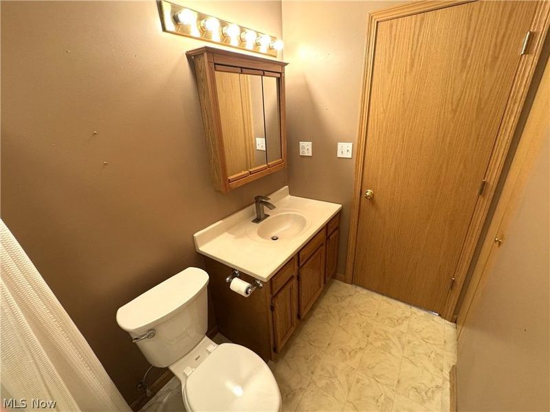 101 Brambly Hedge Drive, Millersburg, OH 44654 Photo 11