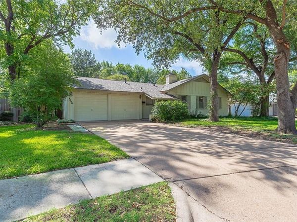 1206 Farnham Court E, Irving, TX 75062