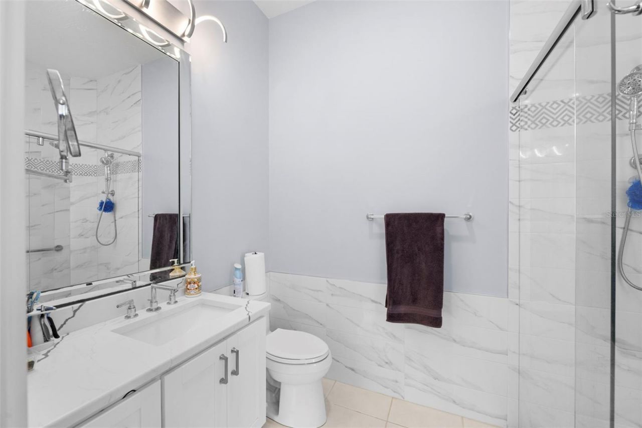5735 Wilena Place, Sarasota, FL 34238 Photo