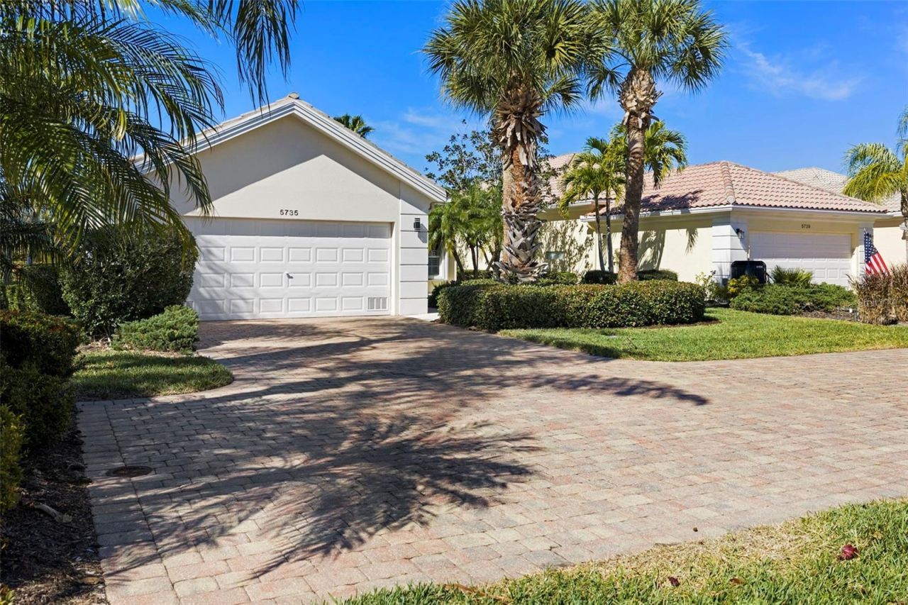 5735 Wilena Place, Sarasota, FL 34238 Photo