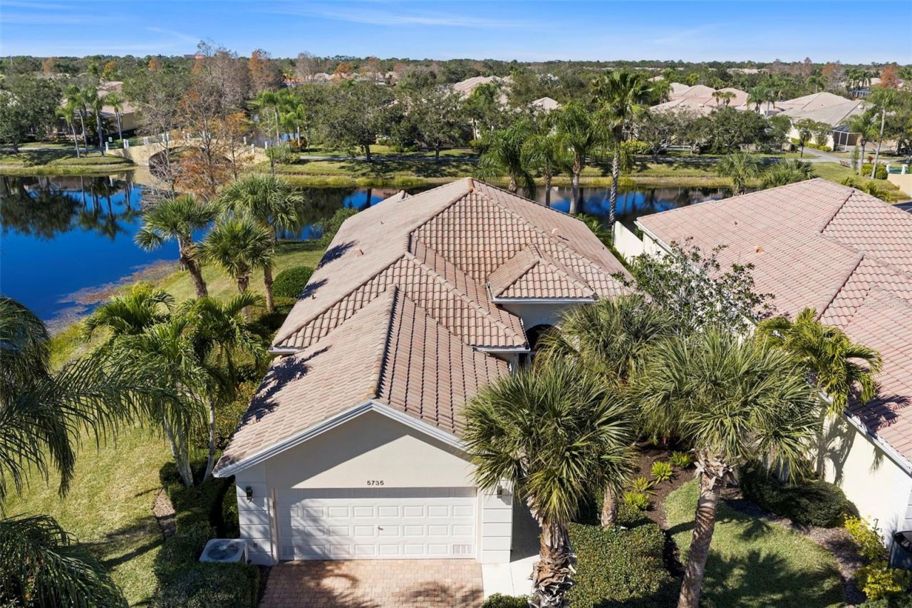 5735 Wilena Place, Sarasota, FL 34238 Photo