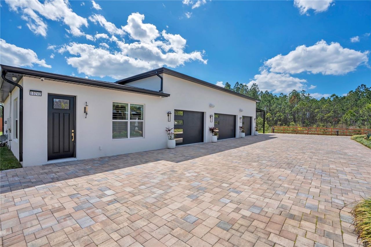 19240 Lansdowne Street, Orlando, FL 32833 Photo