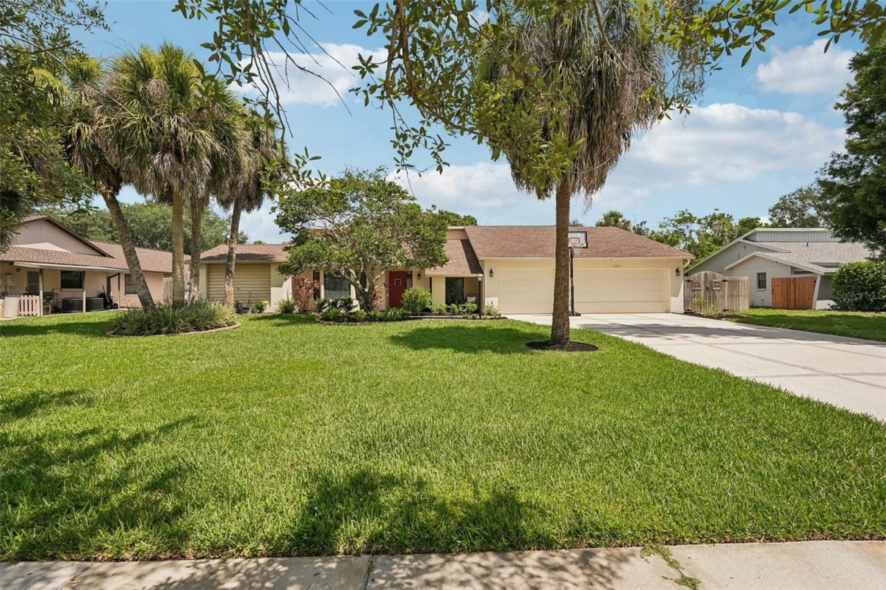 3941 Kingston Drive , Sarasota, FL 34238 Main Photo