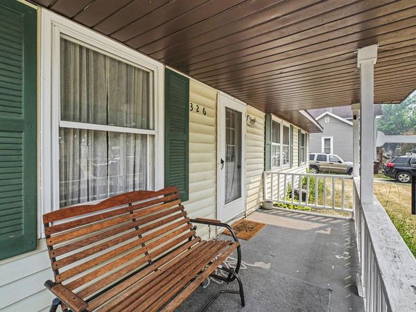 326 E Adams Street, Ionia, MI 48846