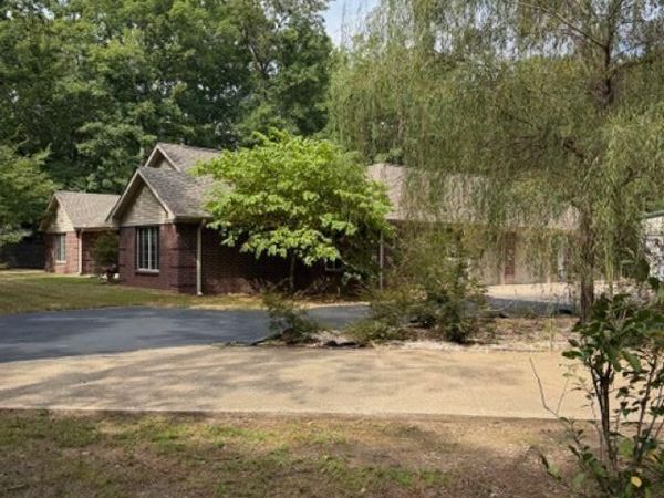 1301 Quapaw Drive, Redfield, AR 72132