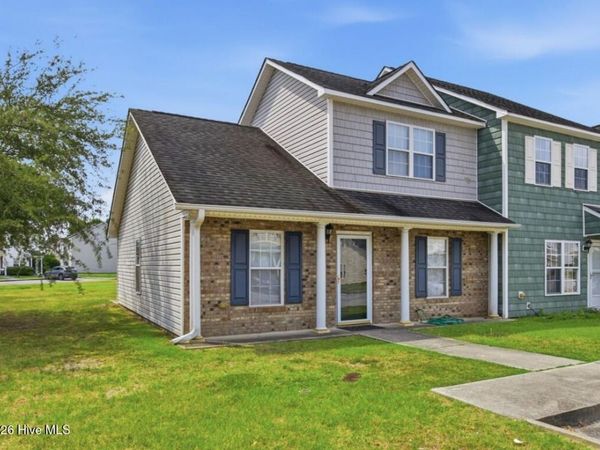 801 Springwood Drive , Jacksonville, NC 28546