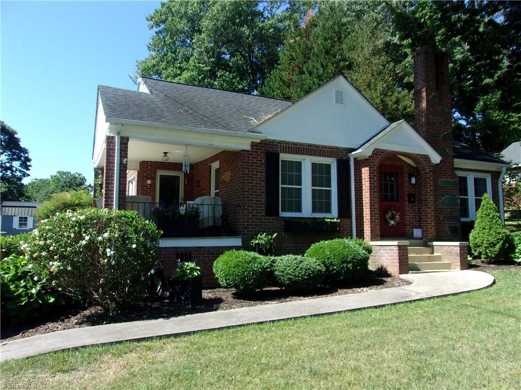 1247 Sunset Drive, Asheboro, NC 27205 Main Photo