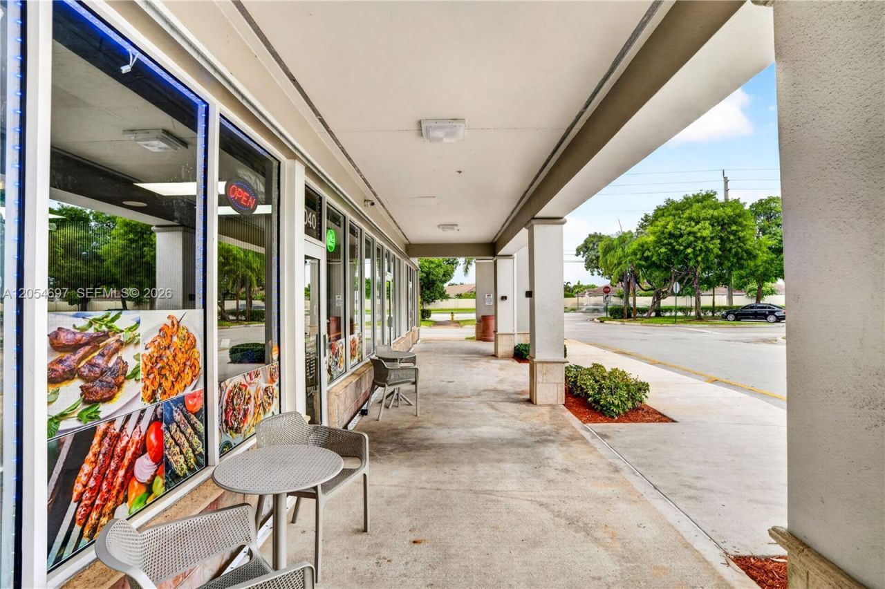 11040 Pembroke Road, Miramar, FL 33025 Photo