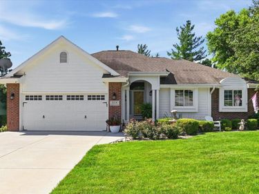 214 WOODBURY Circle, COUNCIL BLUFFS, IA 51503
