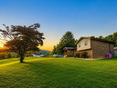 144 Mathel Hill Road, Pineville, KY 40977