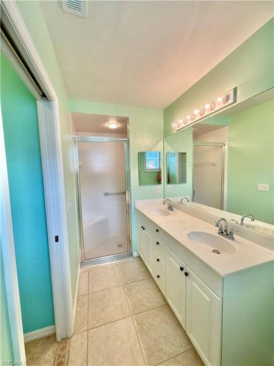 517 Robin Hood Cir, Unit 101, Naples, FL 34104 Photo