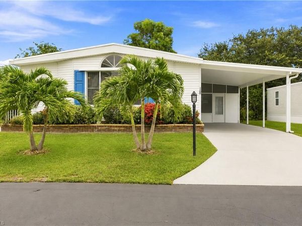 18 Grosbeak LN, Unit 18, NAPLES, FL 34114