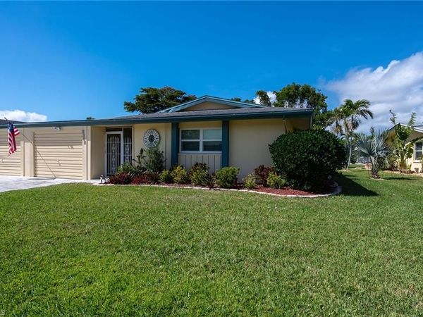 5560 Westwind LN, FORT MYERS, FL 33919