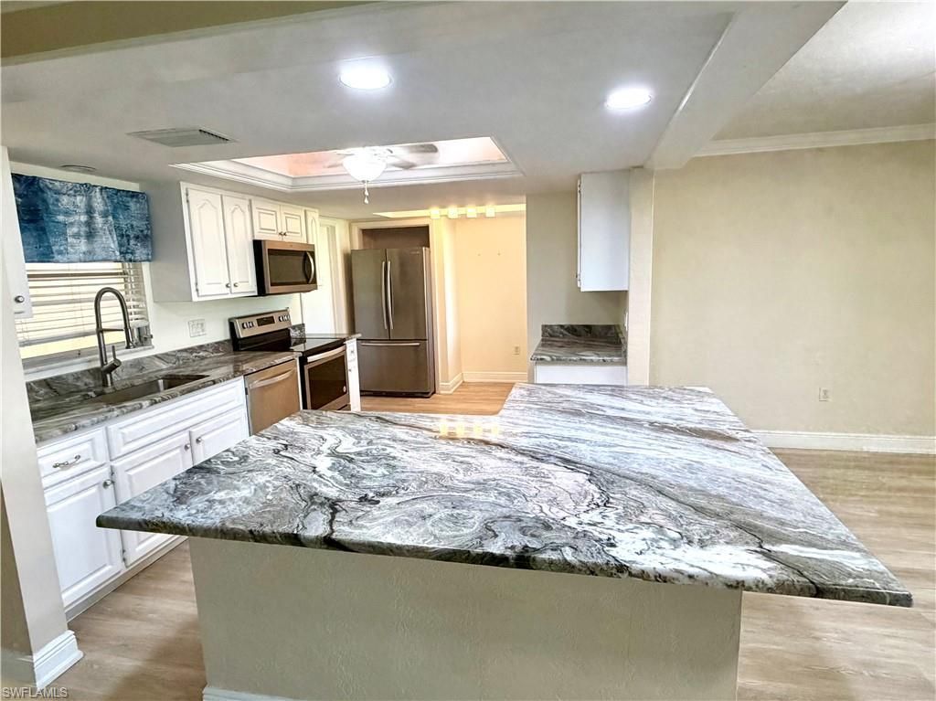 5560 Westwind Ln, Fort Myers, FL 33919 Photo