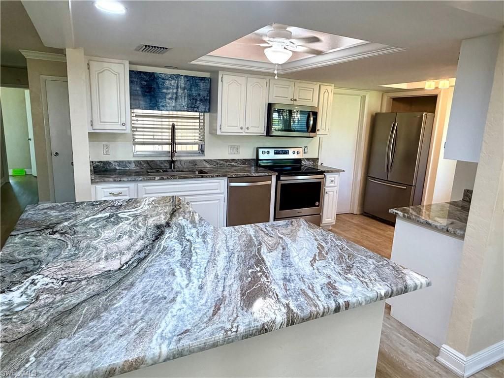 5560 Westwind Ln, Fort Myers, FL 33919 Photo