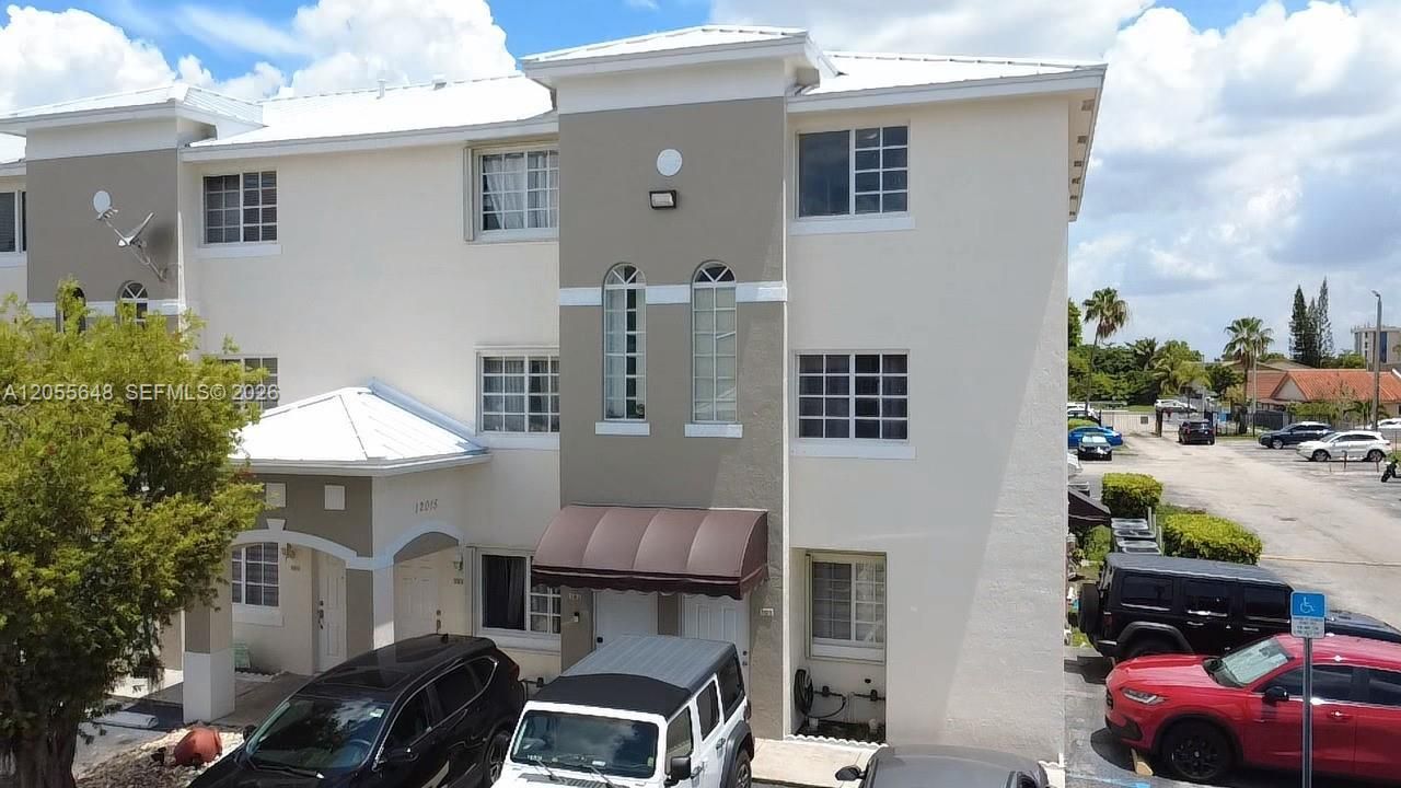 12015 SW 14 St , Unit 301-C, Miami, FL 33184 Photo