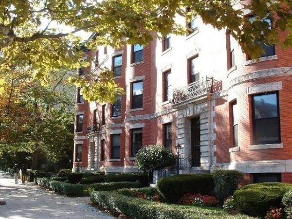 1060 Beacon St, Unit 15, Brookline, MA 02446