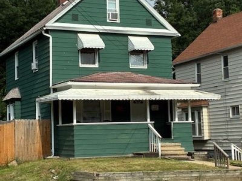 796 Kling Street, Akron, OH 44311 Photo 1