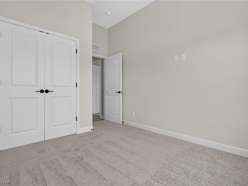 469 Harbor Lane, Lorain, OH 44052 Photo 23