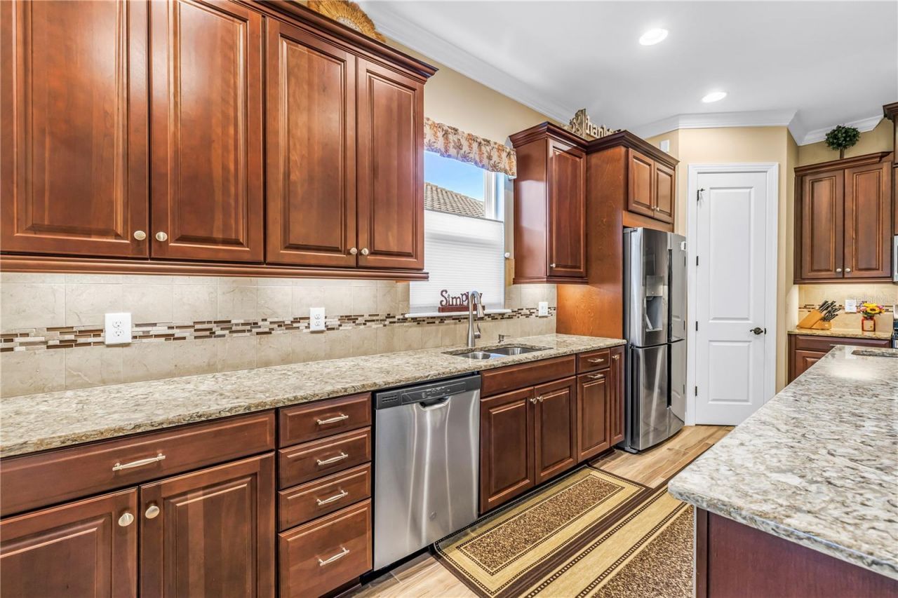 9912 Batchelder Terrace, Palmetto, FL 34221 Photo
