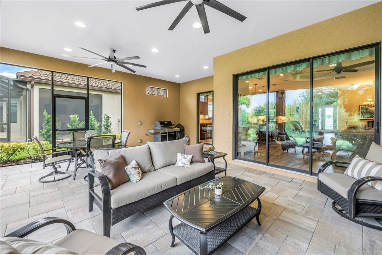 9912 Batchelder Terrace, Palmetto, FL 34221 Photo