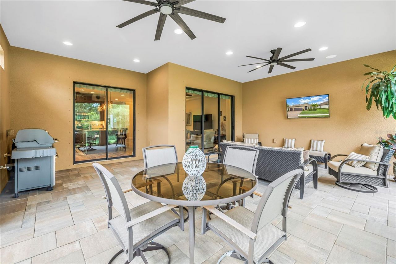 9912 Batchelder Terrace, Palmetto, FL 34221 Photo