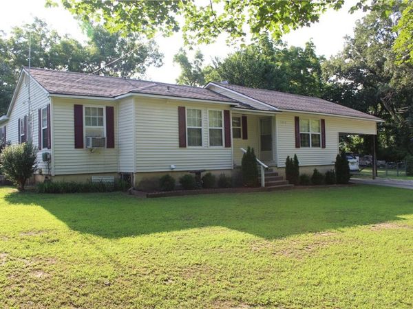1002 N Robinson , Harrison, AR 72601