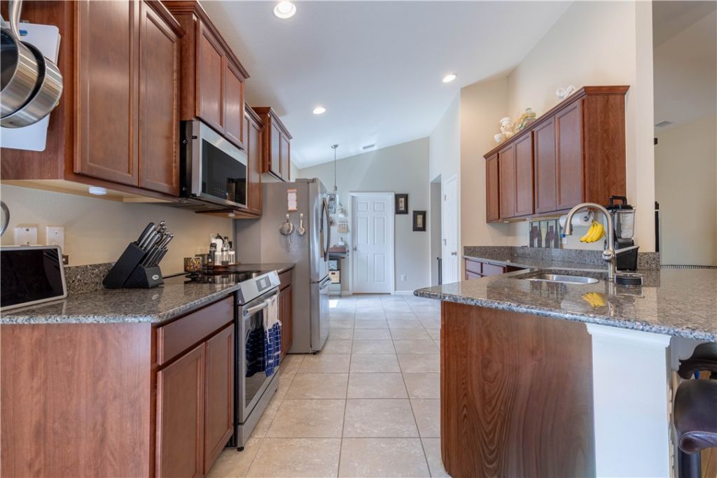 8195 Westfield Circle, Vero Beach, FL 32966 Photo