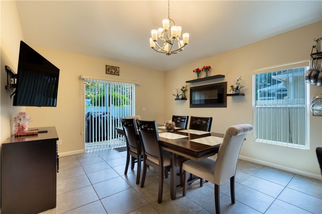 8195 Westfield Circle, Vero Beach, FL 32966 Photo