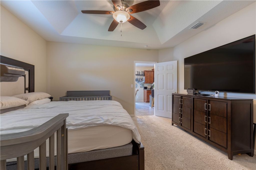 8195 Westfield Circle, Vero Beach, FL 32966 Photo