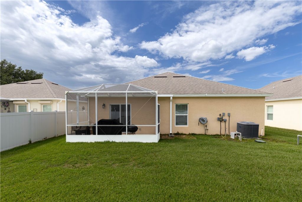 8195 Westfield Circle, Vero Beach, FL 32966 Photo